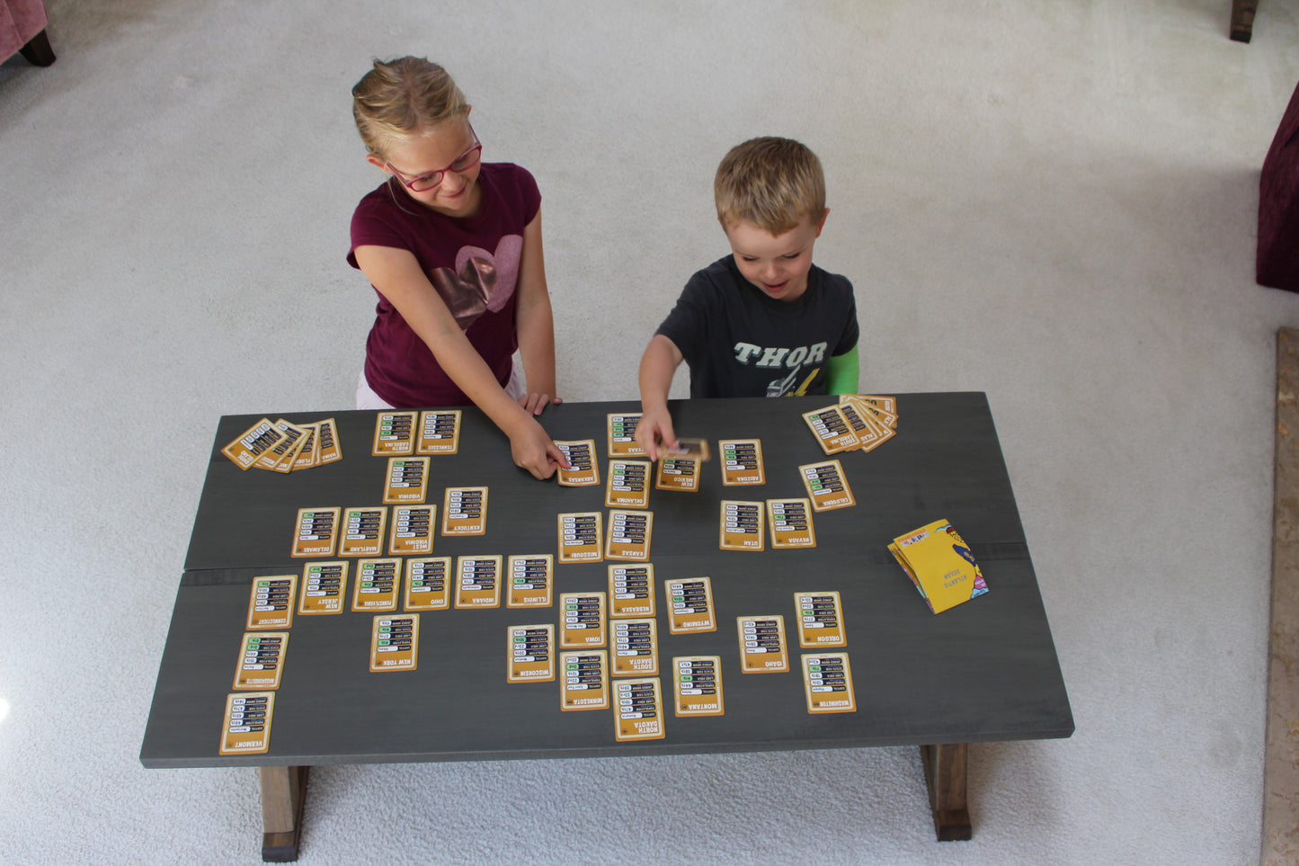 Kindertrekk USA States and Capitals Flash Cards | Learn All 50 States and Capitals | Additional State Facts Included | Use As Flashcards or Card Games | Made in The USA | Ages 6+